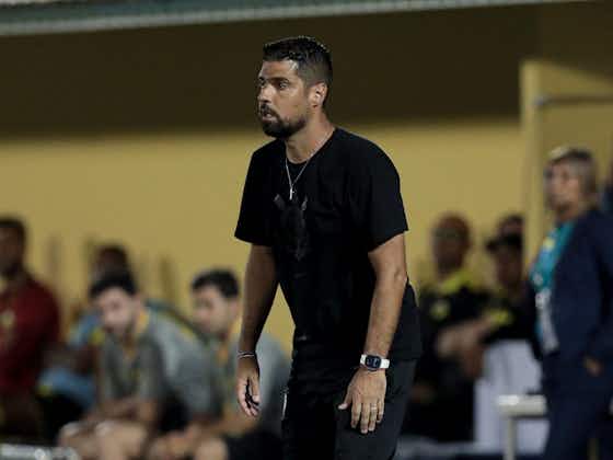 Imagem do artigo:António Oliveira explica decisões e valoriza empate com Atlético-MG: “Não vamos ganhar sempre”