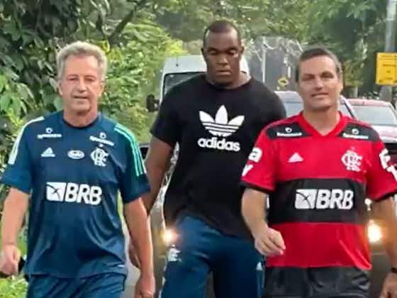 Imagem do artigo:Pelo octa! Presidente e diretor executivo do Flamengo pagam promessa após título do Brasileirão