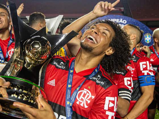 Imagem do artigo:Após se tornar desfalque na reta final do Brasileirão, Arão se firma como jogador mais utilizado pelo Flamengo em 2020