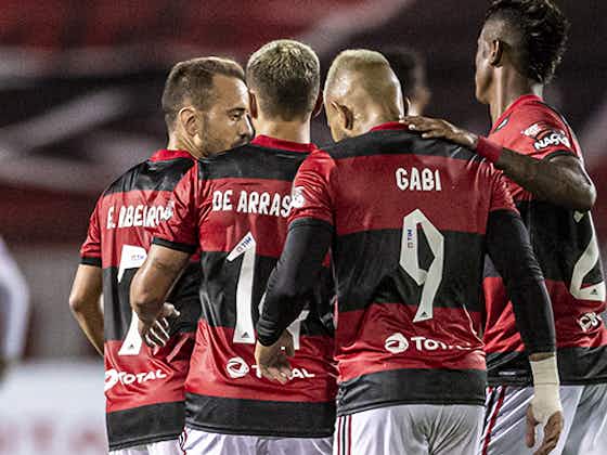 Imagem do artigo:Ataque do Flamengo ‘sustenta’ falhas da defesa com alta média de gols