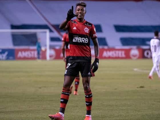 Imagem do artigo:Pega lá, goleirão! Bruno Henrique faz golaço na Libertadores e leva rubro-negros ao delírio