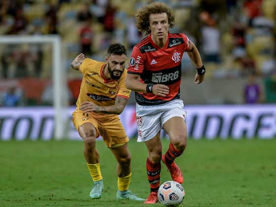 Imagem do artigo:Ídolo do Flamengo aposta em David Luiz como possível batedor de falta do time