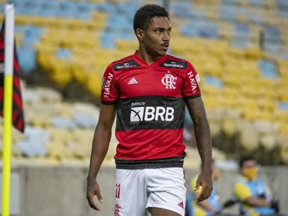 Imagem do artigo:Vitinho deve renovar com o Flamengo, afirma jornalista