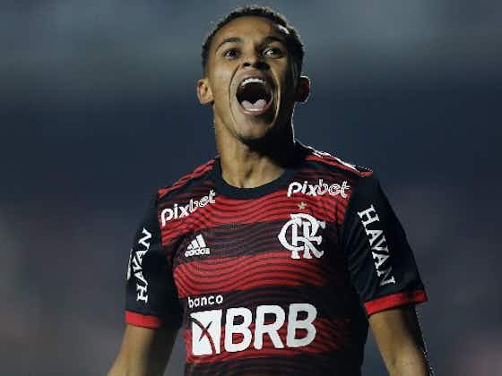 Imagem do artigo:Flamengo acerta venda de Lázaro ao Almería