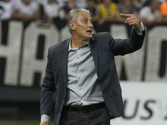 Imagem do artigo:Tite minimiza ‘briga’ por posição e rasga elogios aos zagueiros do Flamengo