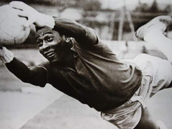 Article image:The day Pele scored a semi-final hat-trick – then saved Santos in goal