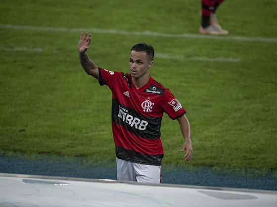 Imagem do artigo:Michael, do Flamengo, sofre lesão na panturrilha e não encara o La Calera pela Libertadores
