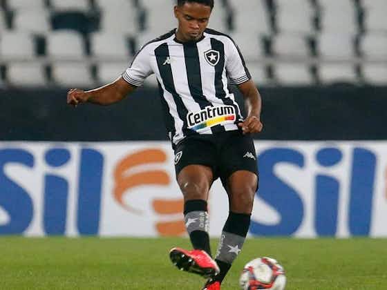 Imagem do artigo:Lucas Mezenga pede rescisão com o Botafogo devido dívidas trabalhistas