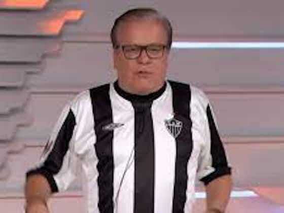 Imagem do artigo:Chico Pinheiro mostra a camisa do Atlético-MG na Globo e cena viraliza na internet