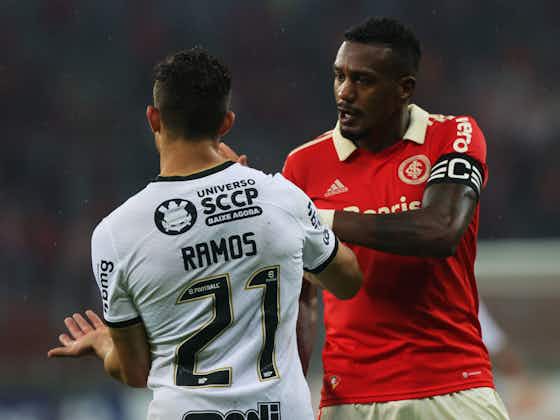 Imagem do artigo:Edenilson acusa Rafael Ramos de injúria racial no empate entre Internacional e Corinthians