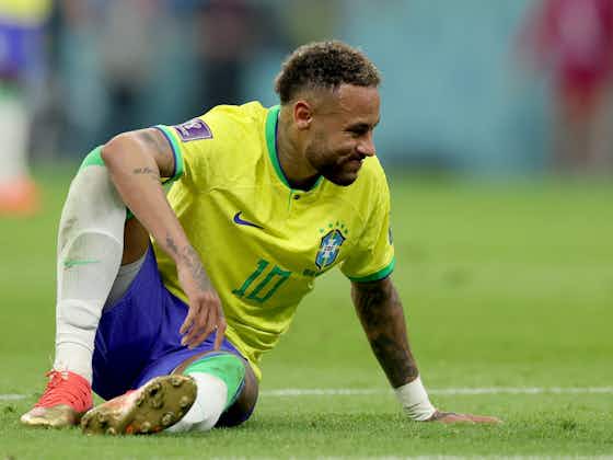 Imagem do artigo:Neymar publica foto de tornozelo inchado durante tratamento na Seleção