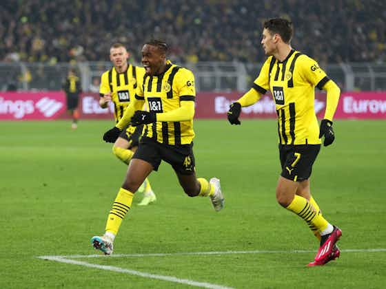 Imagem do artigo:Em jogo com chuva de gols,  Borussia Dortmund vence Augsburg e encosta no G4 do Alemão