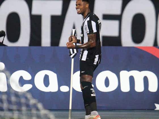Imagem do artigo:Maior artilheiro da história do Botafogo na Libertadores, Júnior Santos vibra com grande atuação