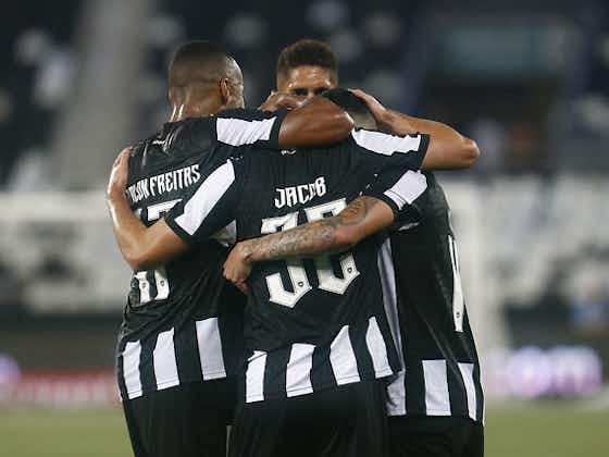Imagem do artigo:Botafogo atropela o Juventude e sobe pra terceiro no Brasileirão