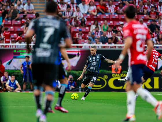 Article image:Querétaro complica su pase a la fase final del torneo tras perder con Chivas de visita