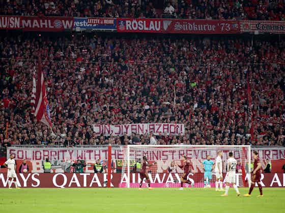 Artikelbild:Starke Geste: Bayern-Fans unterstützen Protestbewegung im Iran
