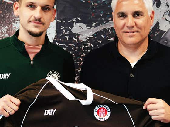Artikelbild:Der FC St. Pauli verlängert mit Adam Dźwigała