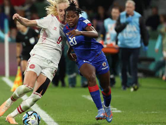 Image de l'article :Kethna Louis (Montpellier HSC) inscrit l’un des buts de la saison face au Paris Saint-Germain