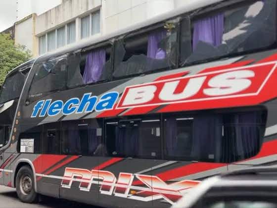 Imagem do artigo:Ônibus do Peñarol tem vidros quebrados em acidente na Argentina