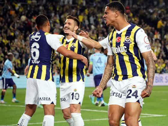 Artikelbild:Fenerbahce schlägt Adana Demirspor mit 4:2 und bleibt an Galatasaray dran