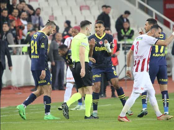 Artikelbild:VAR-Aufzeichnungen des Spiels zwischen Sivasspor und Fenerbahce veröffentlicht