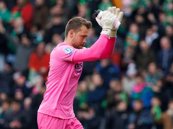 Article image:Simon Mignolet set to return to action this weekend