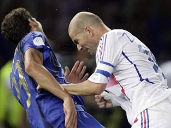 Image de l'article :Zinedine Zidane : « Je pense que Bixente, c’est le seul qui aurait pu me contenir »