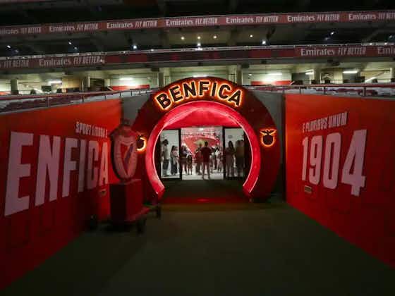 Gambar artikel:Com Sporting à porta, Benfica vence e segue líder a duas jornadas do fim