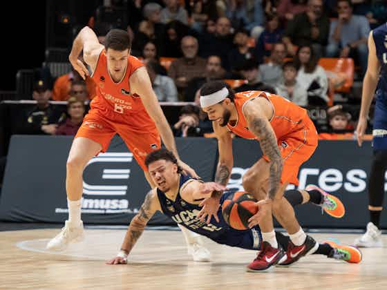 Imagen del artículo:Valencia Basket vuelve a ganar in-extremis a UCAM Murcia después de haberse desconectado dos cuartos