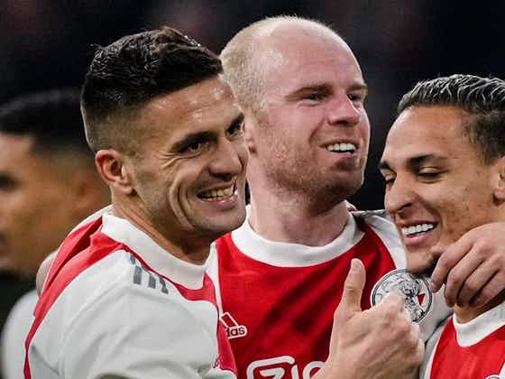 Imagem do artigo:Antony marca dois belos gols e comanda a goleada do Ajax na Copa da Holanda, apesar da crise institucional