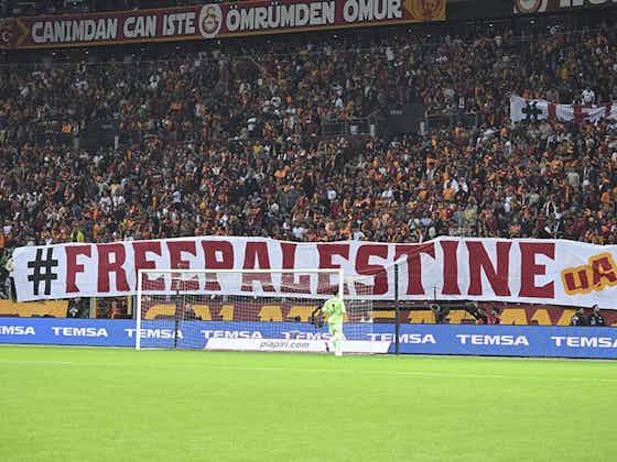 Artikelbild:Galatasaray: Pro-Palästina-Banner & Sorgen um Muslera