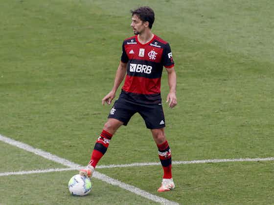 Imagem do artigo:Rodrigo Caio sente o joelho e desfalca o Flamengo