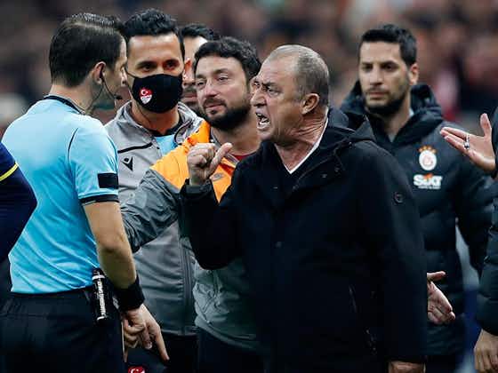 Artikelbild:Fatih Terim gesperrt: Satte Strafen für Galatasaray nach Derby-Eskalation!