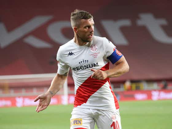 Artikelbild:Lukas Podolski verlässt und kritisiert Antalyaspor