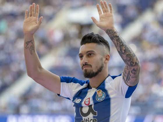 Article image:Ex-Manchester United star rates potential Alex Telles transfer