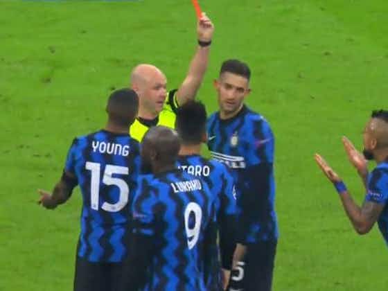 Article image:Video: Arturo Vidal gets extraordinary quick-fire double-yellow to cost Inter Milan dearly vs Real Madrid