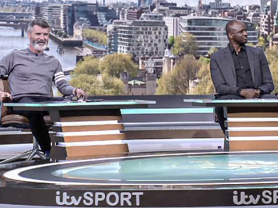 Article image:Wee Roy Keane goes full Cristiano Ronaldo as he copies former Man Utd teammate’s trademark tippy toes pose next to ex-Arsenal foe