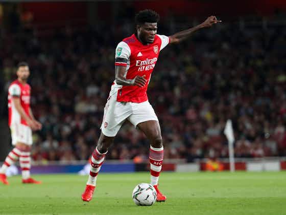 Article image:“Everyone knows how important he can be” – Arsenal legend singles out midfielder for praise