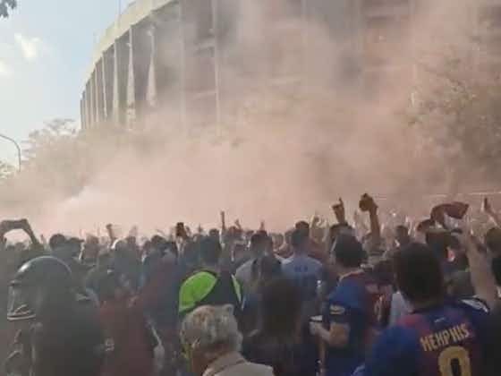 Article image:Video: Barcelona fans in full voice ahead of must win Clasico against Real Madrid