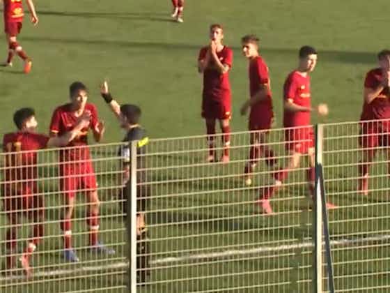 Article image:Video: Napoli U16 player sparks crazy scenes as he scores a Maradona-esque goal with his hand vs Roma