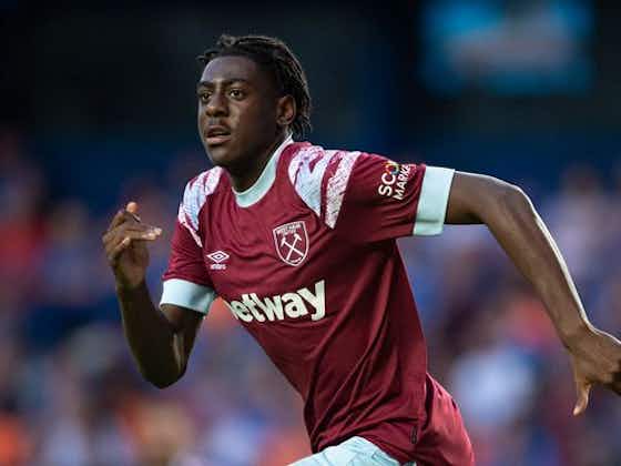 Article image:18-year-old youngster spotted training with West Ham first-team