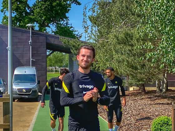 Article image:(Image): Injured Chelsea star finally back in first team training