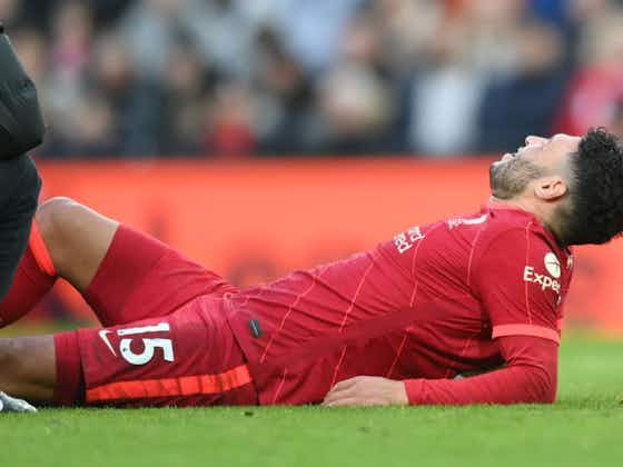 Article image:Alex Oxlade-Chamberlain may have a ‘fracture’ on his ankle following Brentford injury according to medical expert
