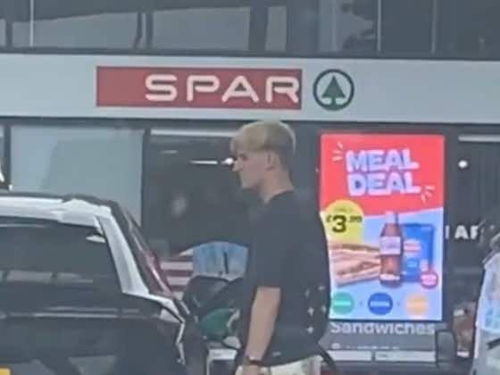 Article image:(Image) Liverpool fans will cringe at Anthony Gordon’s personalised ‘boy’ licence plate as 21-year-old spotted filling his car up