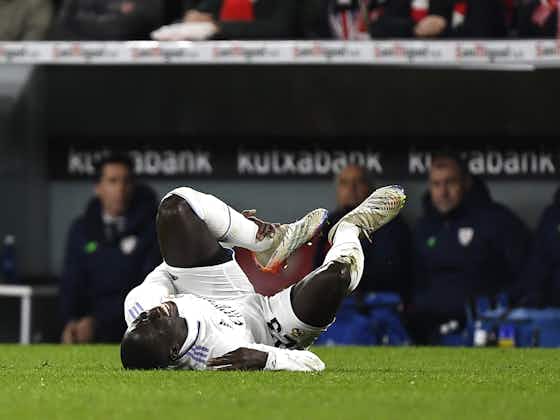 Article image:Real Madrid handed big ‘muscle injury’ concern as key star ‘will miss two months’ ahead of Liverpool UCL clash