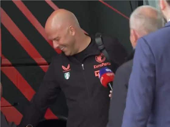 Artikelbild:(Video) Sky reporter draws reply from Arne Slot after doorstopping him ahead of Feyenoord game