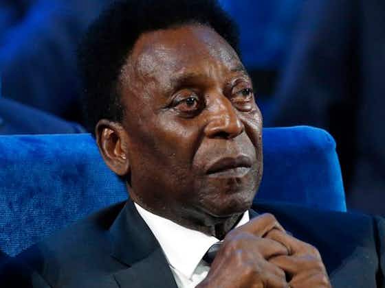 Article image:Daughter calms fears as Pele, 82, is taken to hospital
