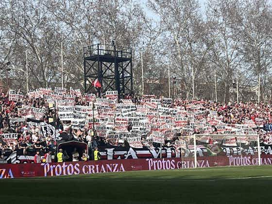 Article image:La Liga side plan street protest against plans to leave stadium as owner and politicians size up move