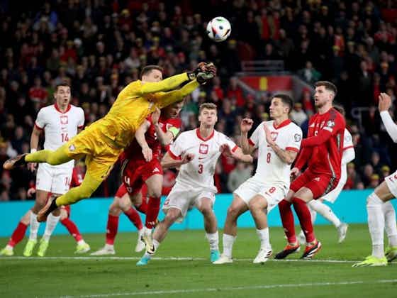 Article image:Szczesny makes retirement admission after Poland penalty shoot-out