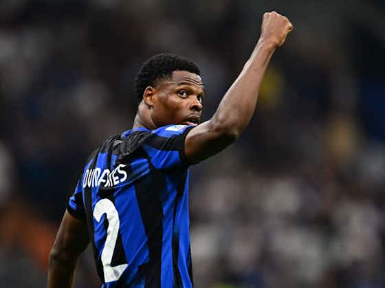Article image:Insight: Inter negotiate with Dumfries as Man Utd watch on